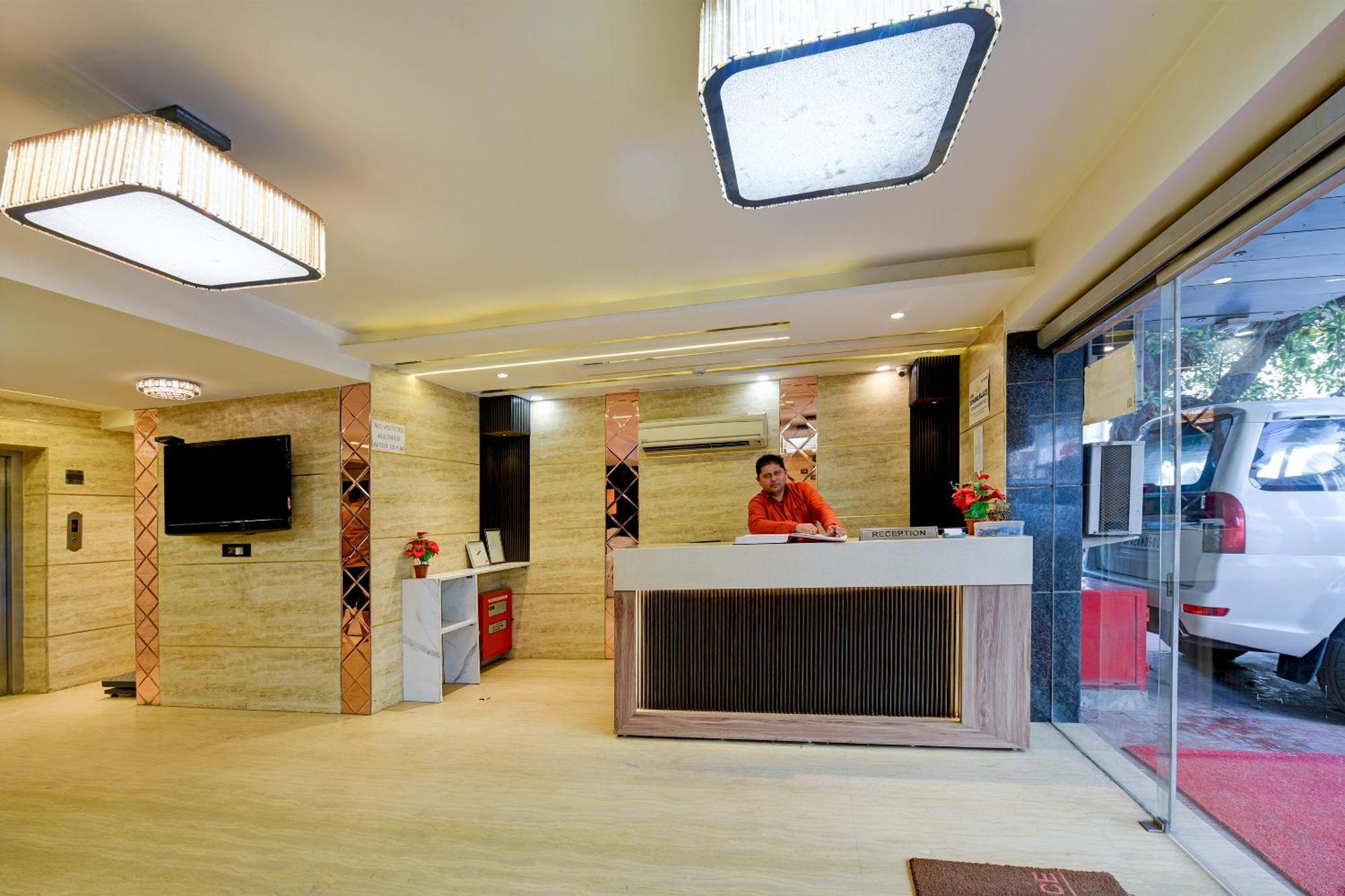 Hotel Sohana Palace Near New Delhi Railway Station And Connaught Place Esterno foto